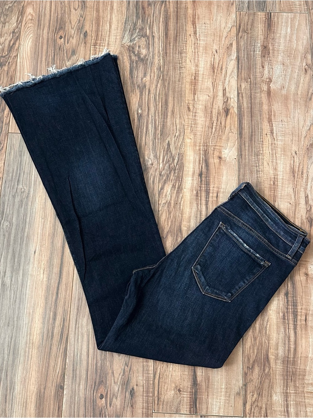Bridge by Gly High-Rise Dark Blue Wide Flare Jeans with Frayed Raw Hem 30 x 36